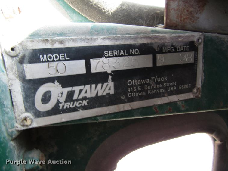 image for item DC7908 1998 Ottawa Commando 50S yard truck