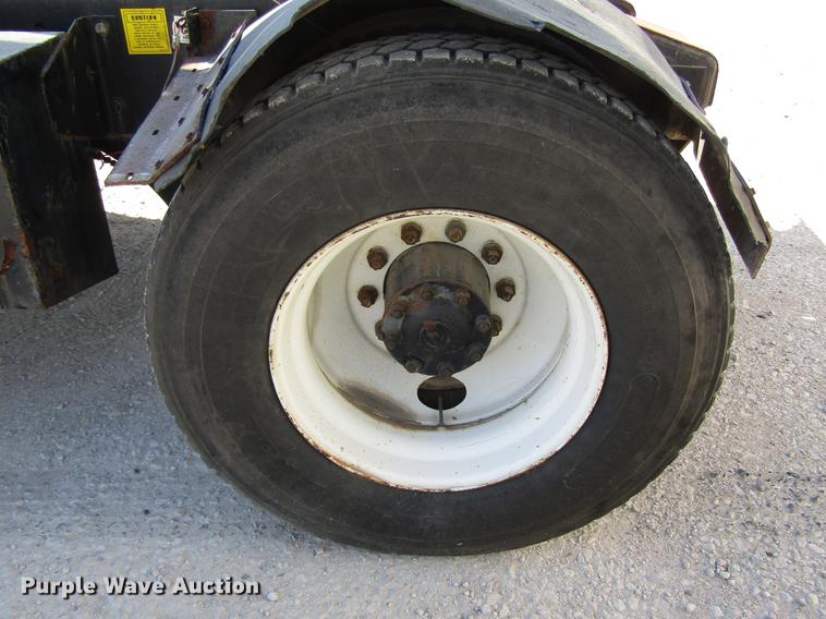 image for item DC7909 1998 Ottawa Commando 50S yard truck