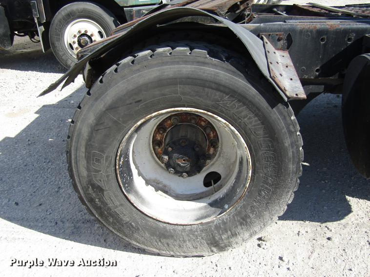 image for item DC7909 1998 Ottawa Commando 50S yard truck