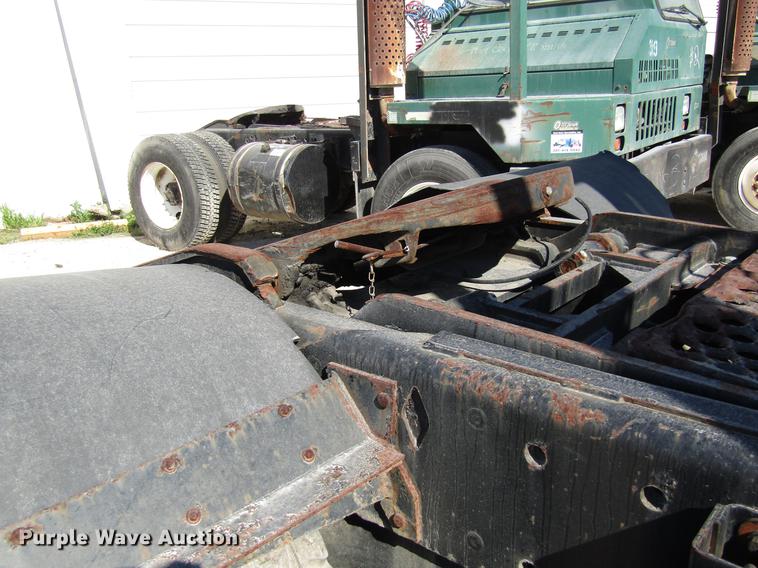 image for item DC7909 1998 Ottawa Commando 50S yard truck