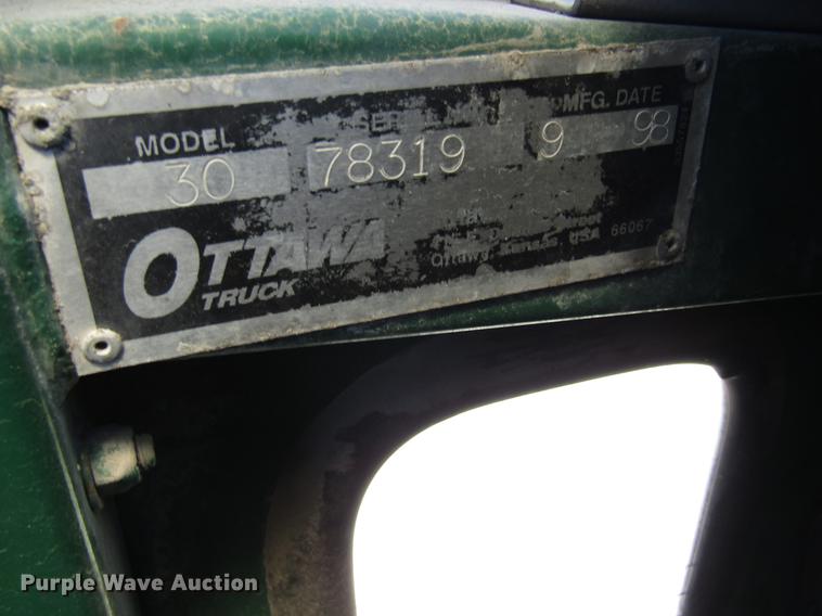 image for item DC7910 1998 Ottawa Commando 30 yard truck