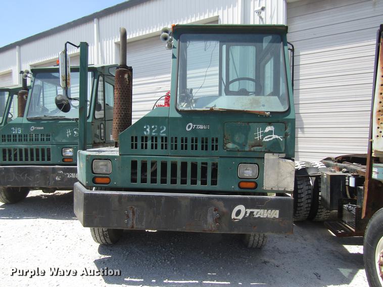 image for item DC7911 1998 Ottawa Commando 50S yard truck