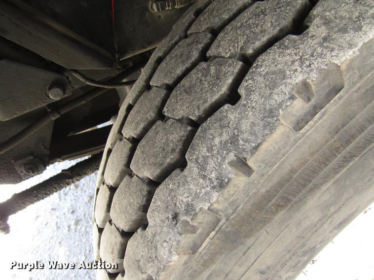 image for item DC7911 1998 Ottawa Commando 50S yard truck