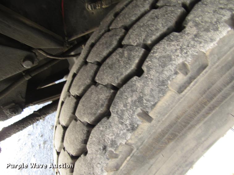 image for item DC7911 1998 Ottawa Commando 50S yard truck