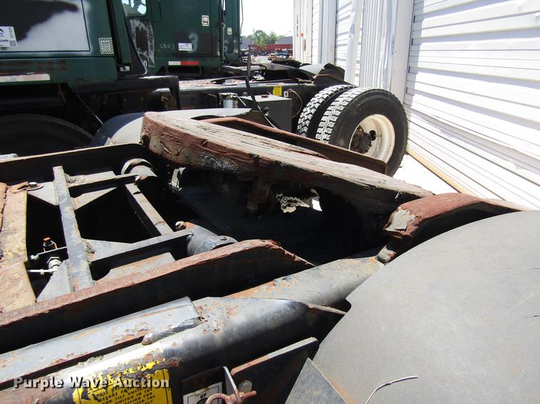 image for item DC7911 1998 Ottawa Commando 50S yard truck