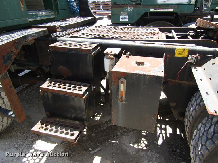 image for item DC7911 1998 Ottawa Commando 50S yard truck