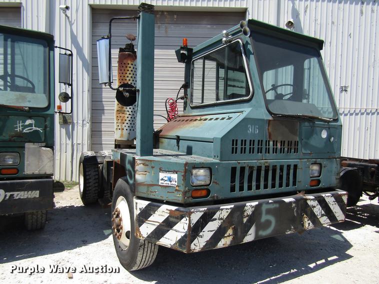 image for item DC7912 1998 Ottawa Commando 50S yard truck