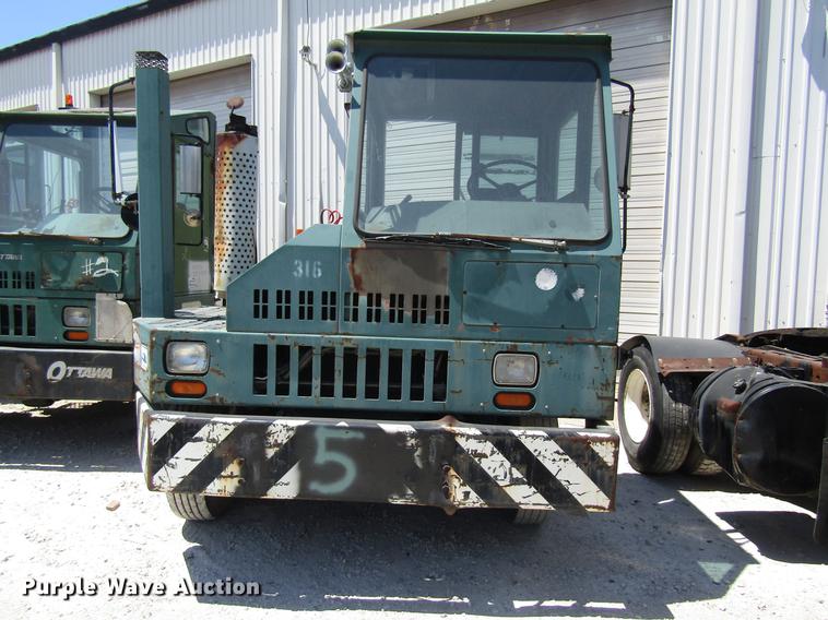 image for item DC7912 1998 Ottawa Commando 50S yard truck