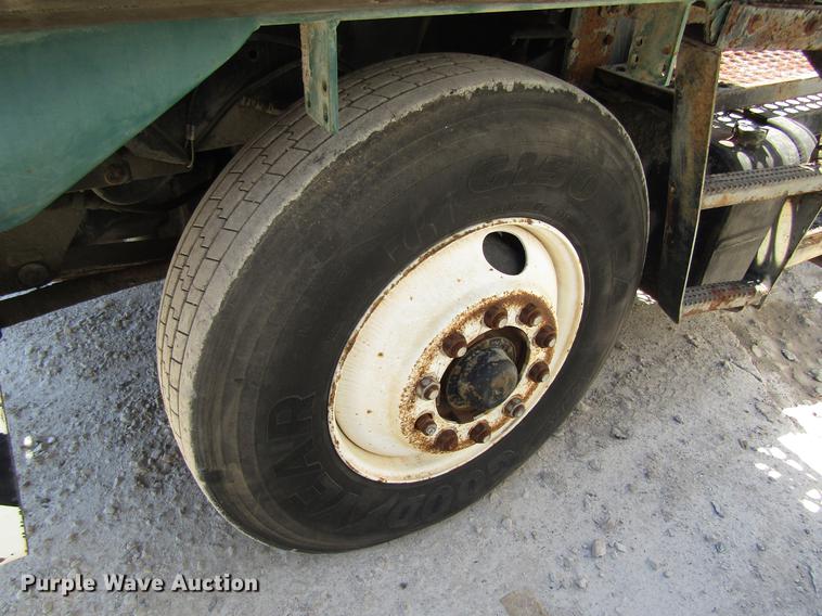 image for item DC7912 1998 Ottawa Commando 50S yard truck