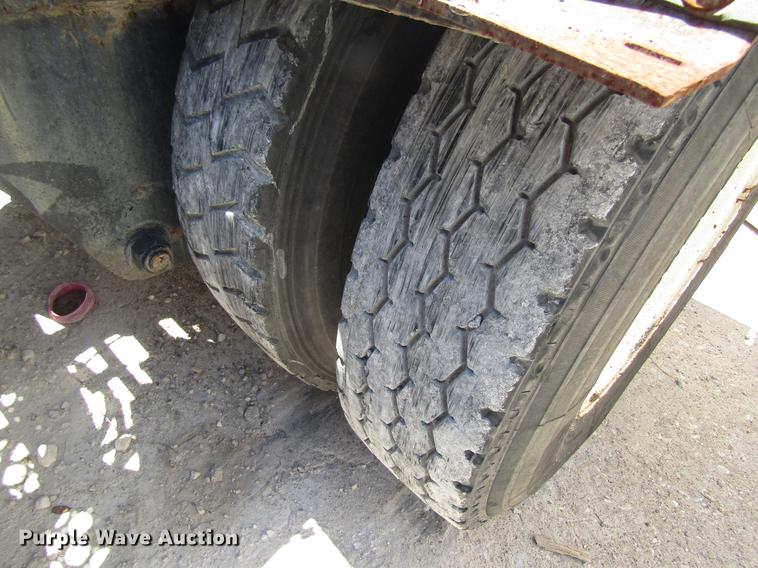 image for item DC7912 1998 Ottawa Commando 50S yard truck