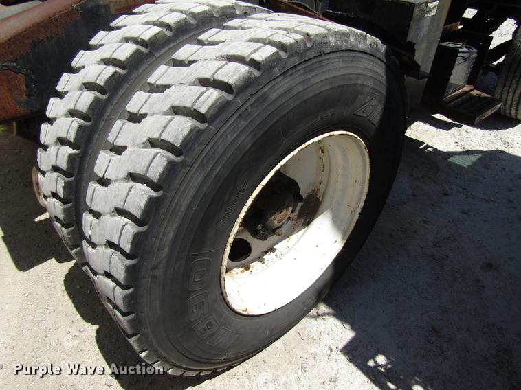 image for item DC7912 1998 Ottawa Commando 50S yard truck