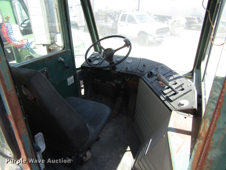 image for item DC7912 1998 Ottawa Commando 50S yard truck