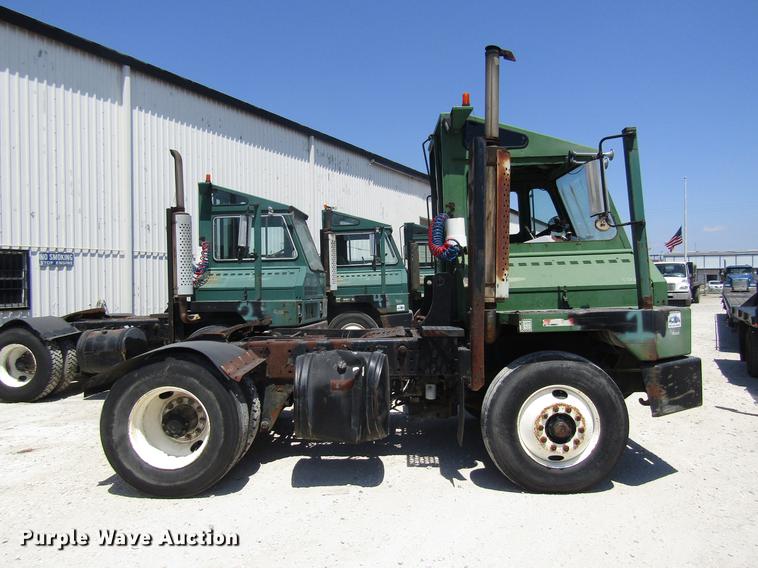 image for item DC7913 1998 Ottawa Commando 50S yard truck