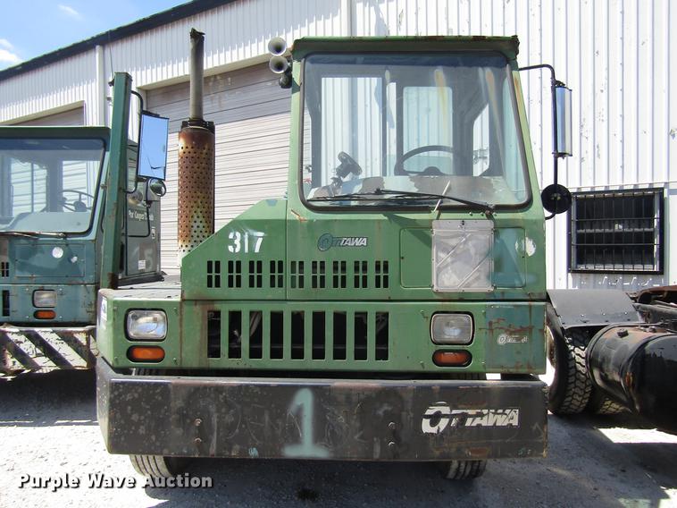 image for item DC7913 1998 Ottawa Commando 50S yard truck