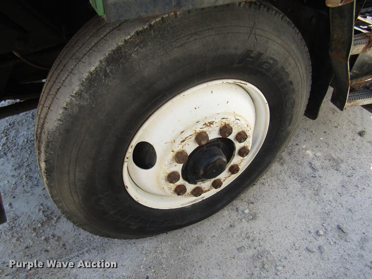 image for item DC7913 1998 Ottawa Commando 50S yard truck