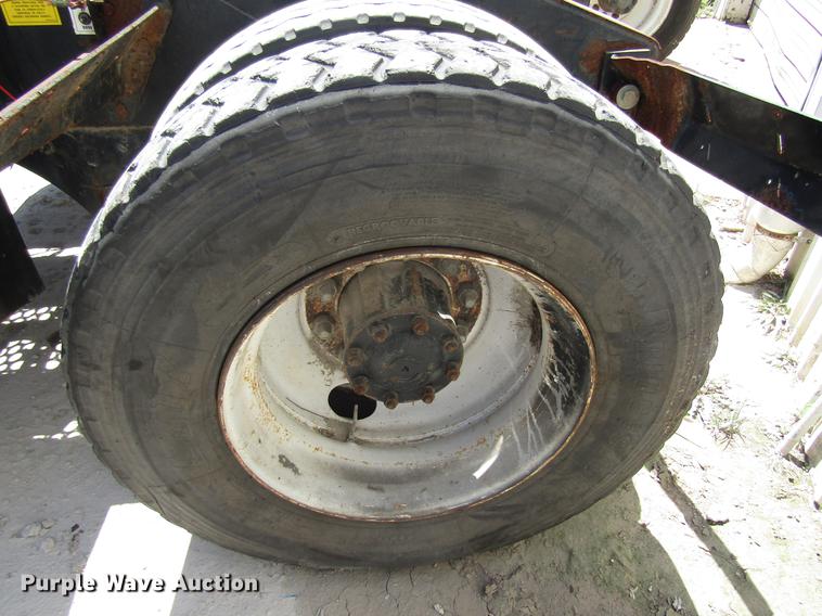 image for item DC7913 1998 Ottawa Commando 50S yard truck