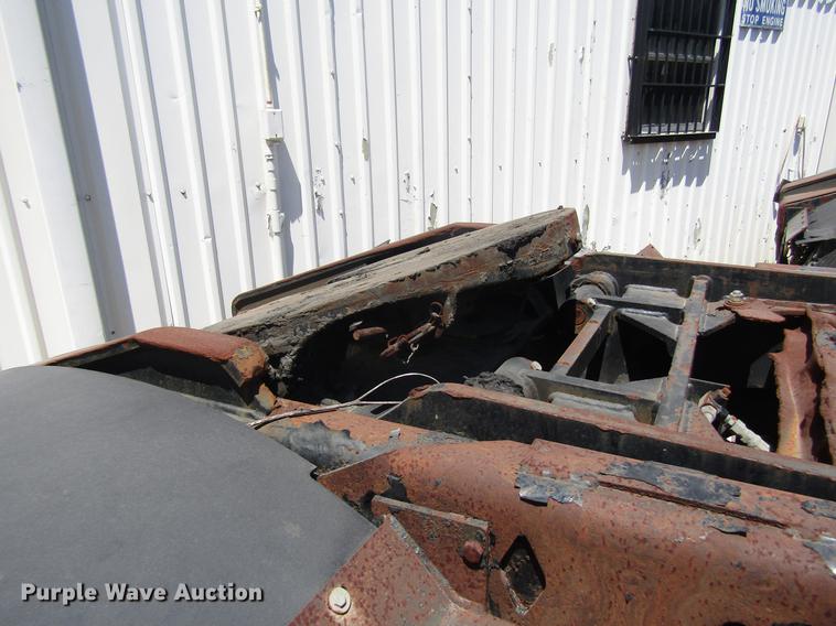 image for item DC7913 1998 Ottawa Commando 50S yard truck