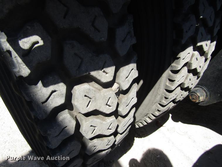 image for item DC7914 1998 Ottawa Commando 50S yard truck