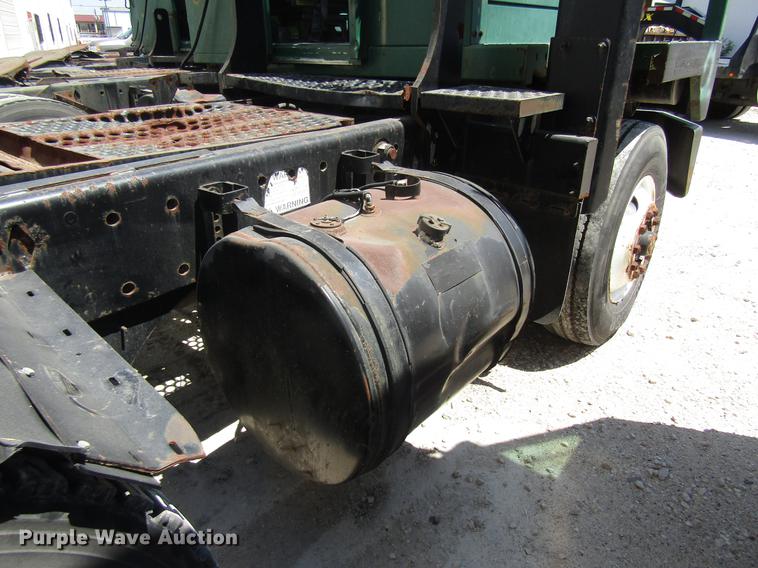 image for item DC7914 1998 Ottawa Commando 50S yard truck