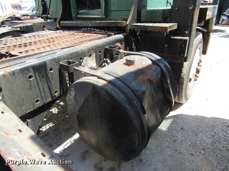 image for item DC7915 1998 Ottawa Commando 50S yard truck