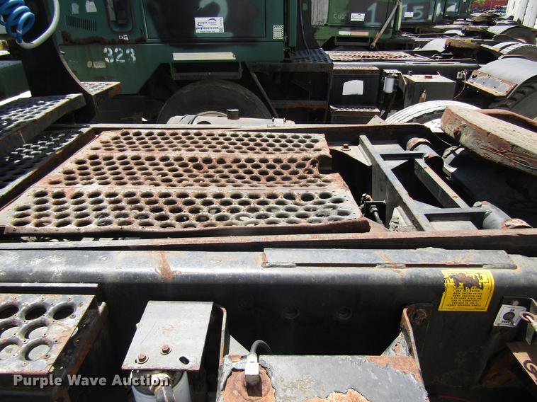 image for item DC7915 1998 Ottawa Commando 50S yard truck