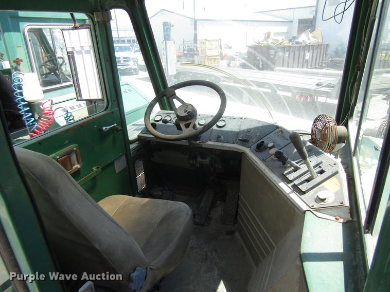 image for item DC7915 1998 Ottawa Commando 50S yard truck