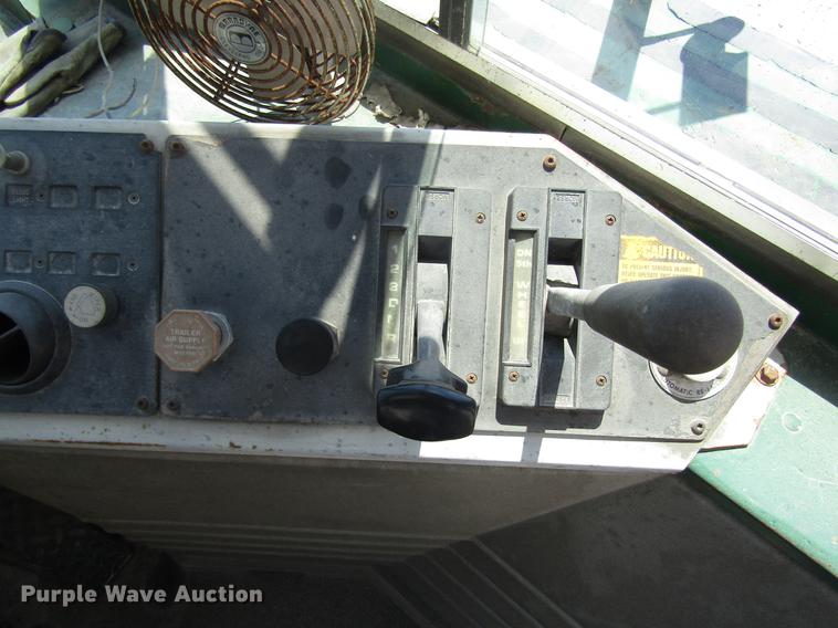 image for item DC7915 1998 Ottawa Commando 50S yard truck