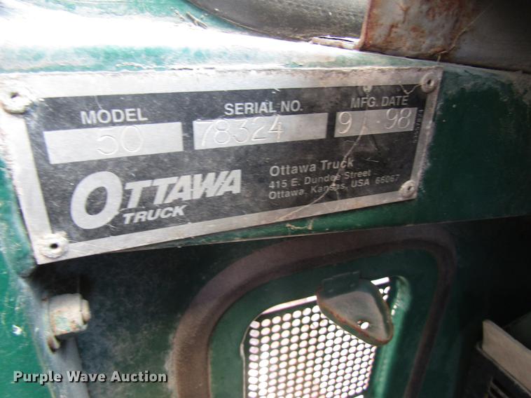 image for item DC7915 1998 Ottawa Commando 50S yard truck