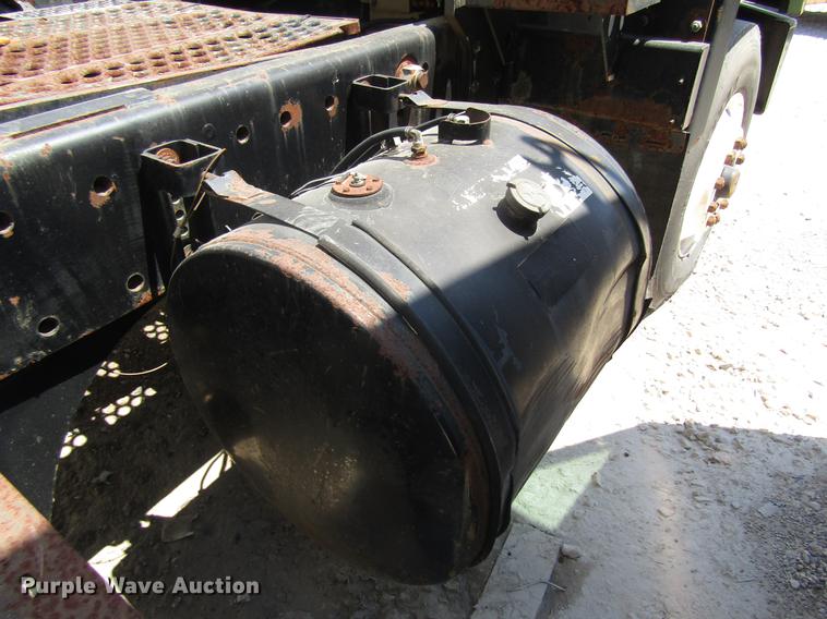 image for item DC7916 1998 Ottawa Commando 50S yard truck