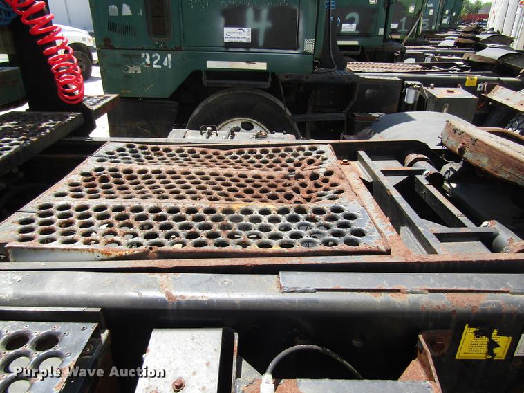 image for item DC7916 1998 Ottawa Commando 50S yard truck