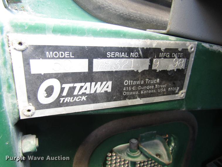 image for item DC7916 1998 Ottawa Commando 50S yard truck