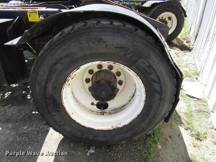 image for item DC7917 1998 Ottawa Commando 50S yard truck