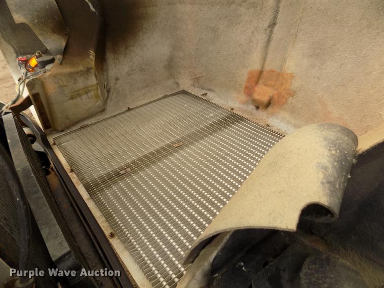 image for item DD2759 1989 Kenworth T400 semi truck