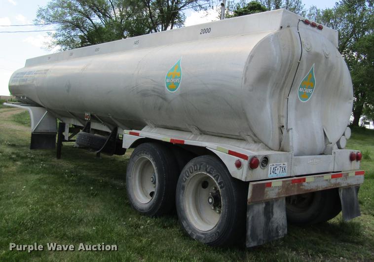 image for item DD8427 1968 J&L tank trailer