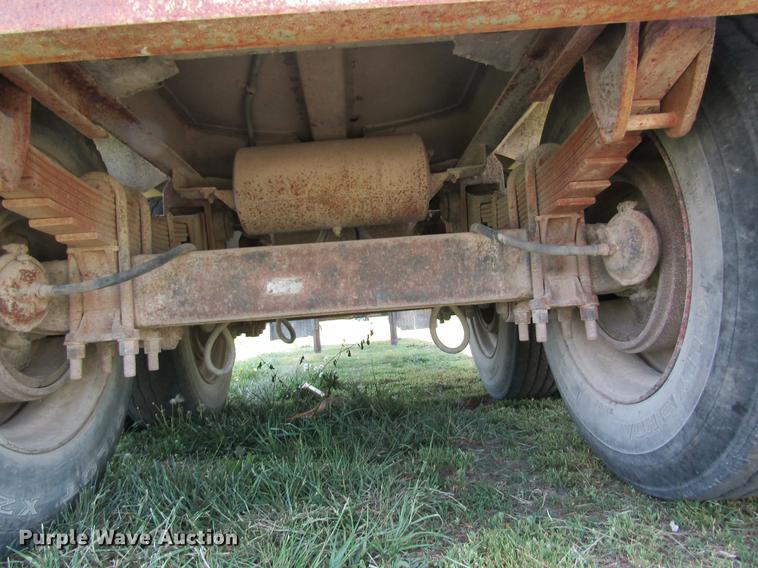 image for item DD8427 1968 J&L tank trailer