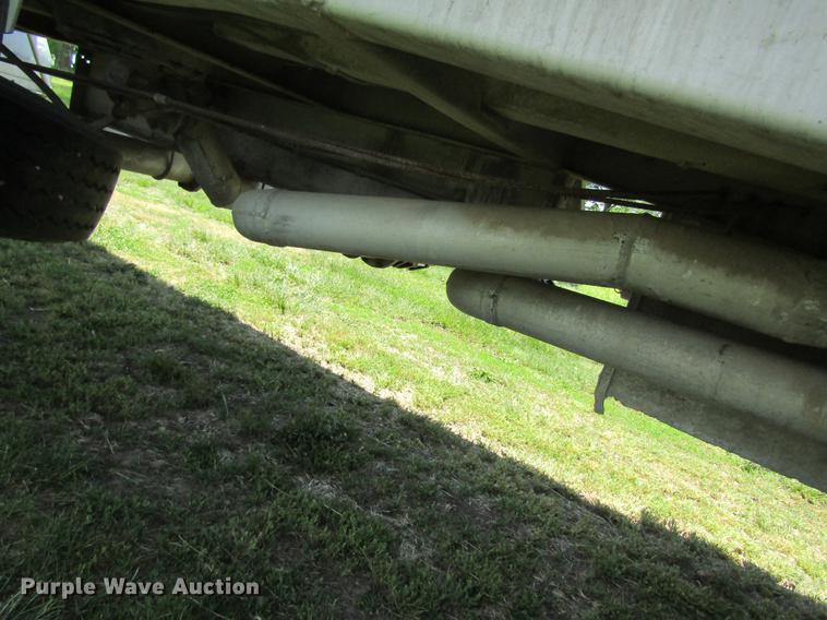 image for item DD8427 1968 J&L tank trailer