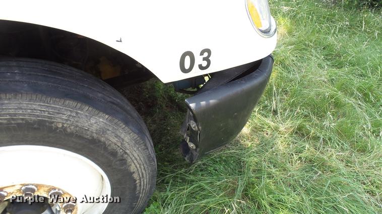 image for item DE0167 2006 Freightliner Columbia semi truck