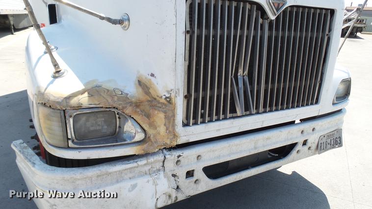 image for item DE0169 2007 International 9400i semi truck