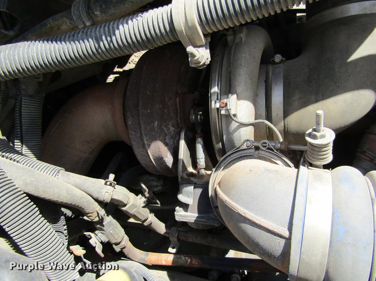 image for item DE6818 2007 Freightliner Columbia semi truck