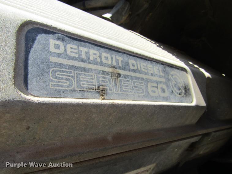 image for item DE6818 2007 Freightliner Columbia semi truck