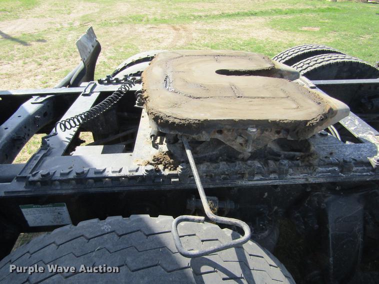 image for item DE6818 2007 Freightliner Columbia semi truck