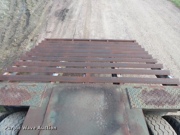 image for item DV9706 1980 Transport GTX50 equipment trailer