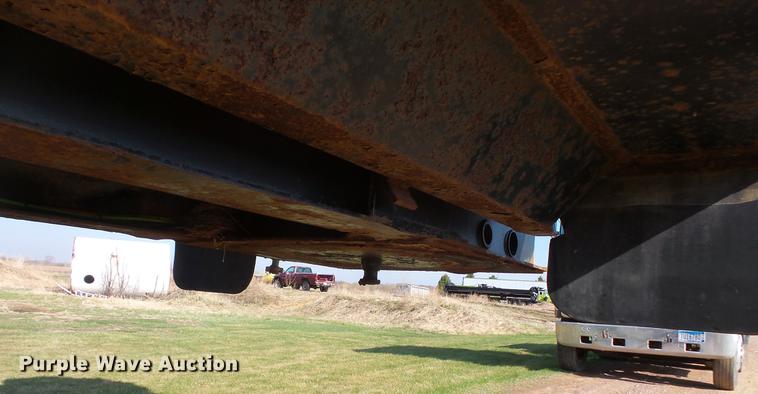 image for item DV9707 1981 Stec Load Line end dump trailer