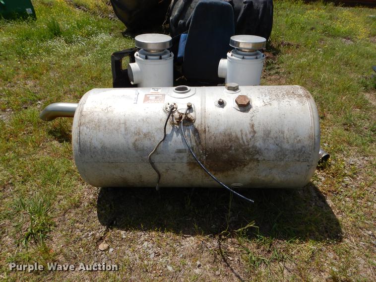 image for item EI9135 Peterbilt truck parts