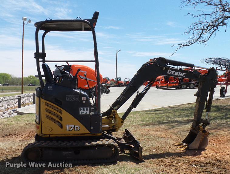 image for item DD1264 2012 John Deere 17D mini excavator