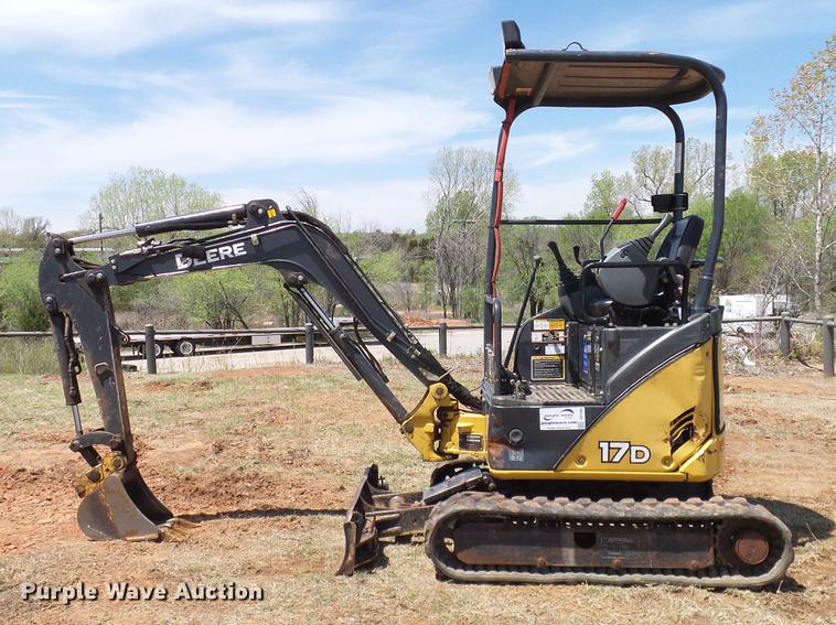 image for item DD1264 2012 John Deere 17D mini excavator