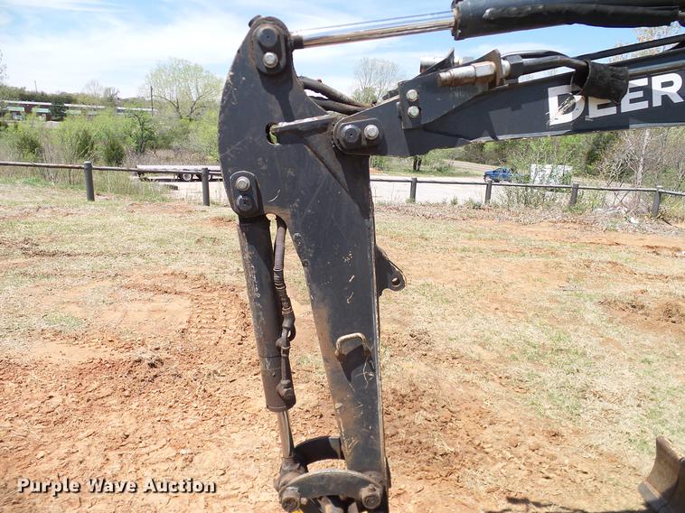 image for item DD1264 2012 John Deere 17D mini excavator