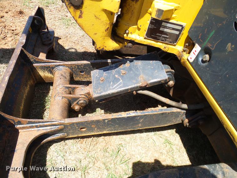 image for item DD1264 2012 John Deere 17D mini excavator
