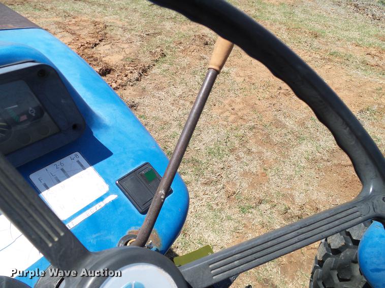 image for item DD1265 1997 New Holland 3930 tractor