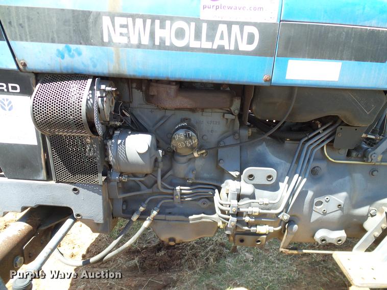 image for item DD1265 1997 New Holland 3930 tractor